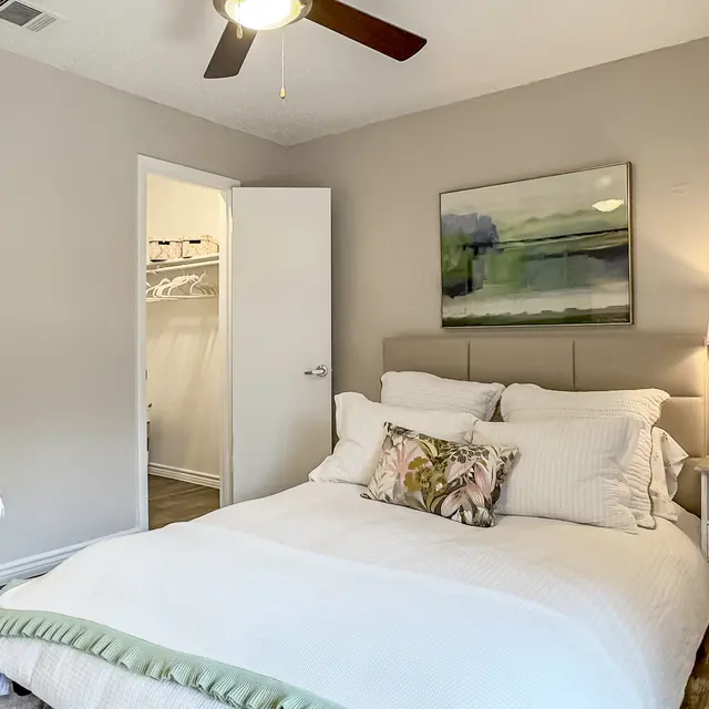 V at SoCo - Corner, Home Decor, Cushion