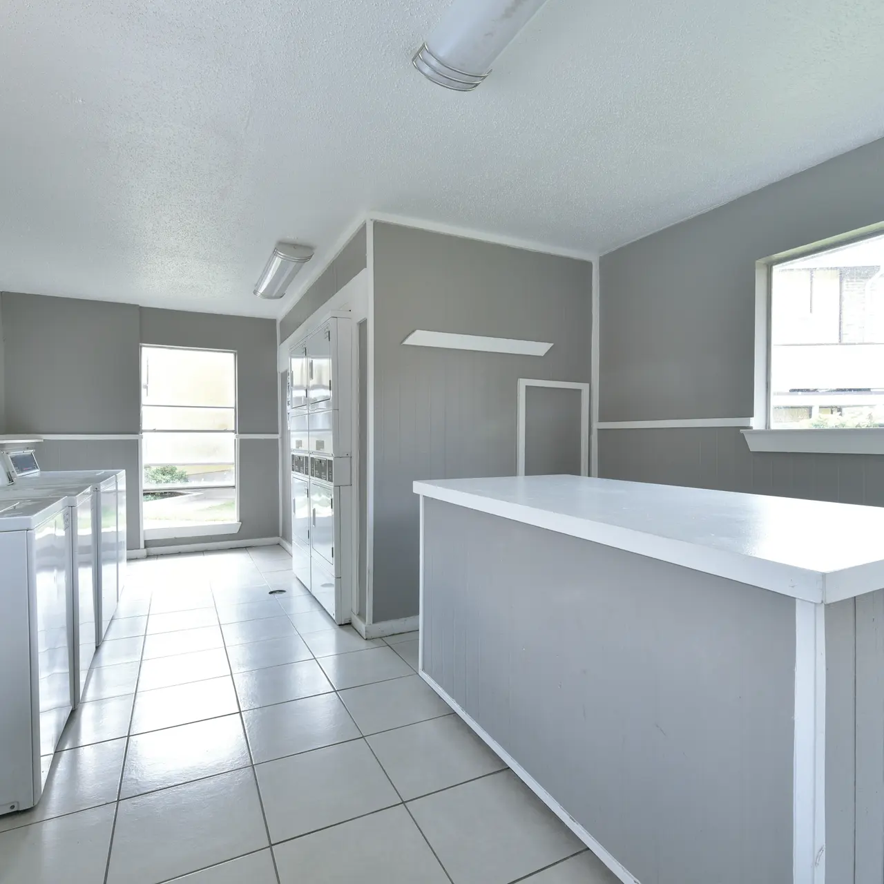 Falls and Oak Village - Flooring, Floor