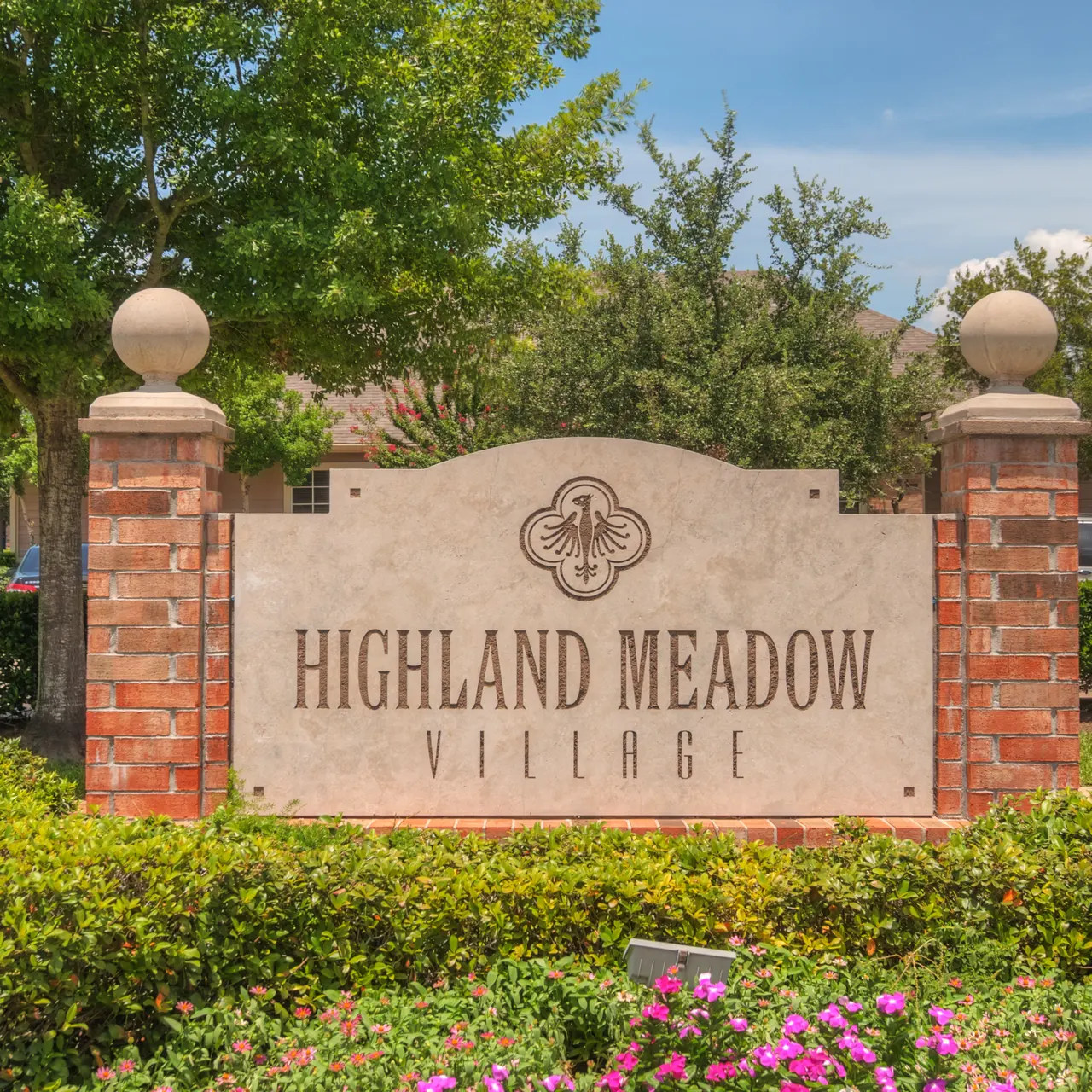 Highland Meadow Village - Sign