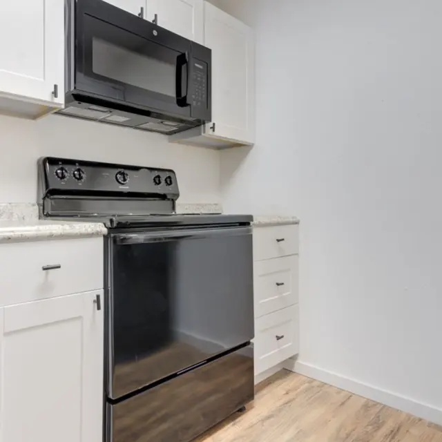 Townview - Athens - Oven, Appliance, Room