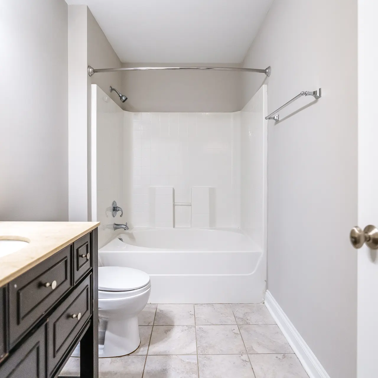 Crown at Steeplechase - Corner, Indoors, Sink