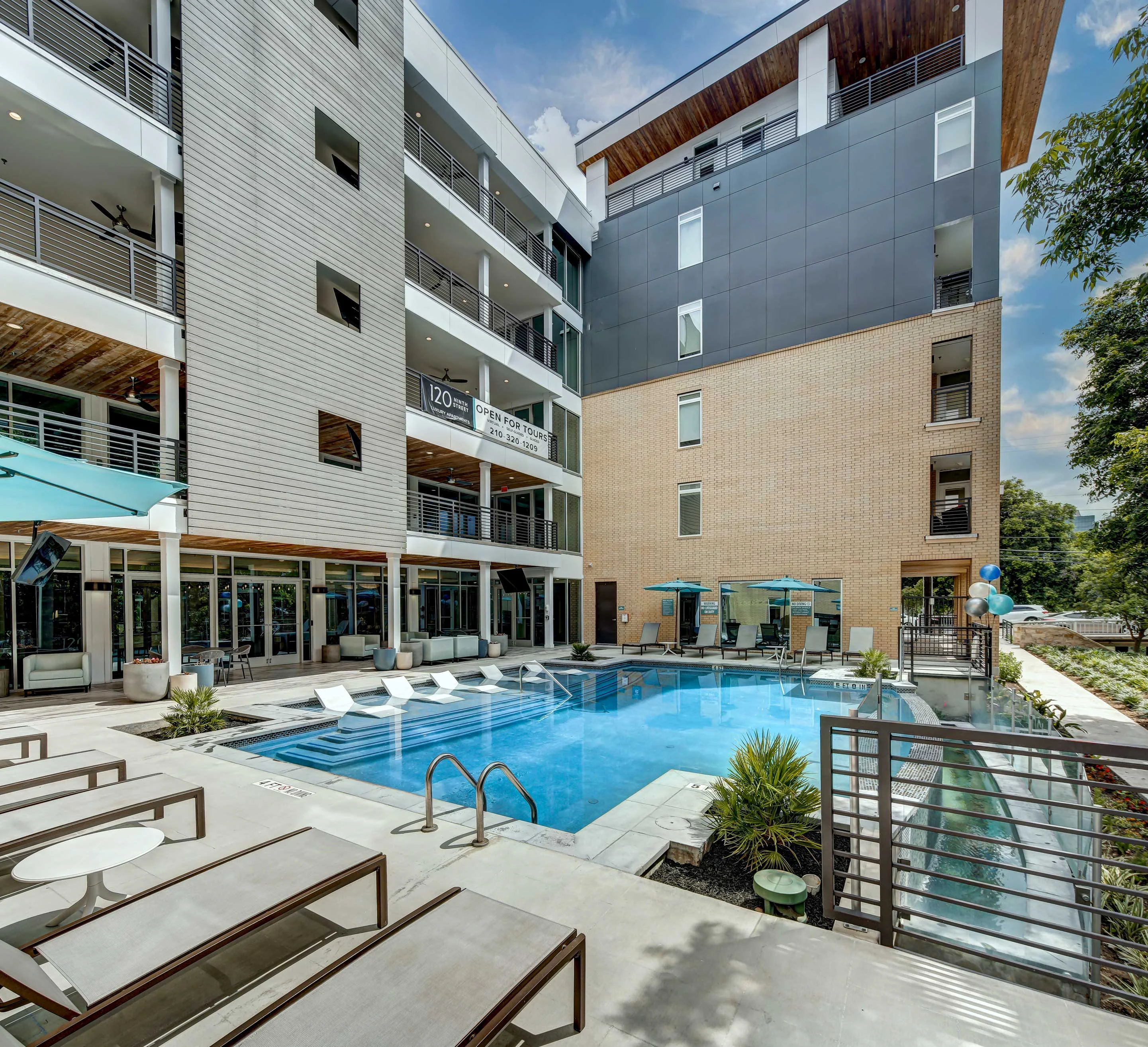 120 Ninth Street - Pool, Hotel