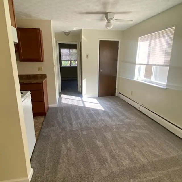 5734-5740 Cheviot Road - Floor, Flooring, Corner