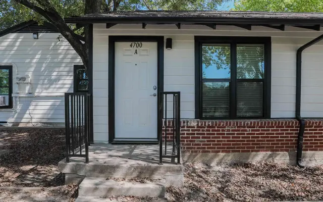 Casa Tremont - Exterior, Door, Building