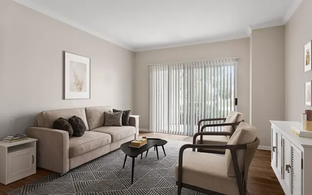 Haven 124 at Eastlake Station - Home Decor, Furniture, Indoors