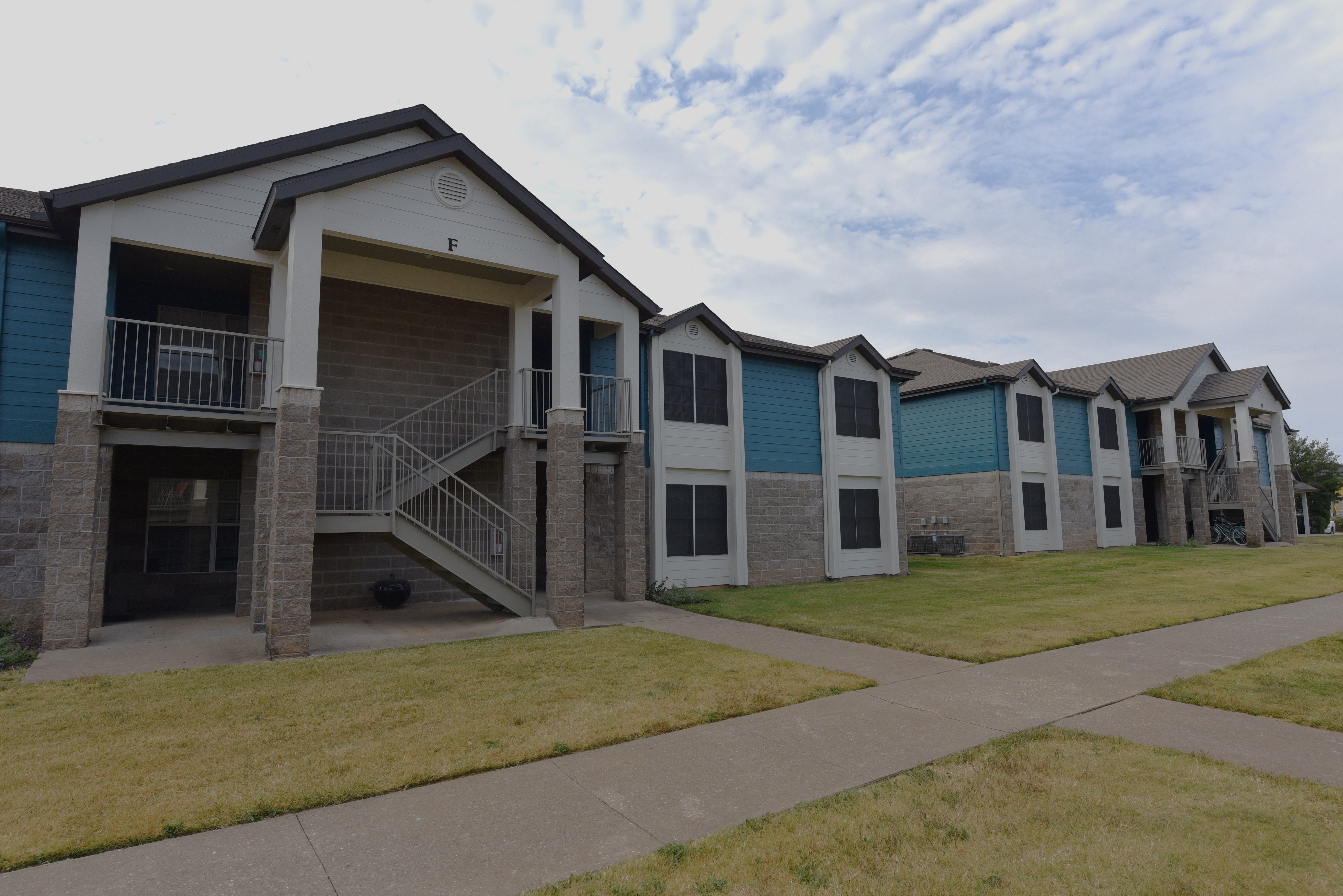 Keystone Crossing - Housing, Building, Handrail