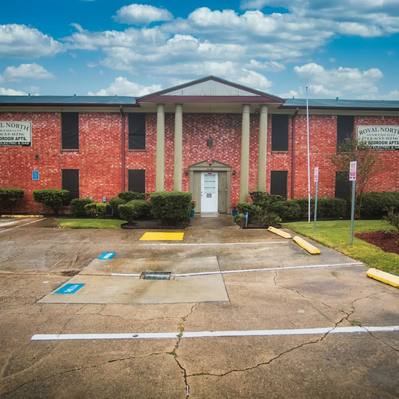 Royal North Apartments - Apartment