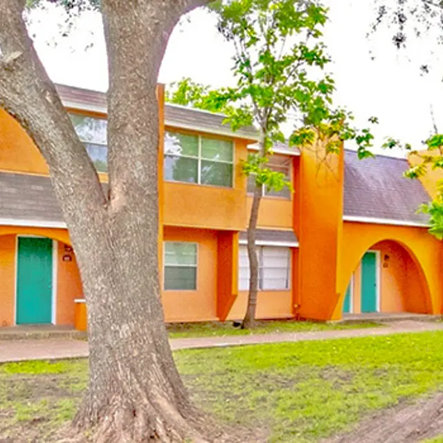 Adelita Townhomes - Villa, Housing, House