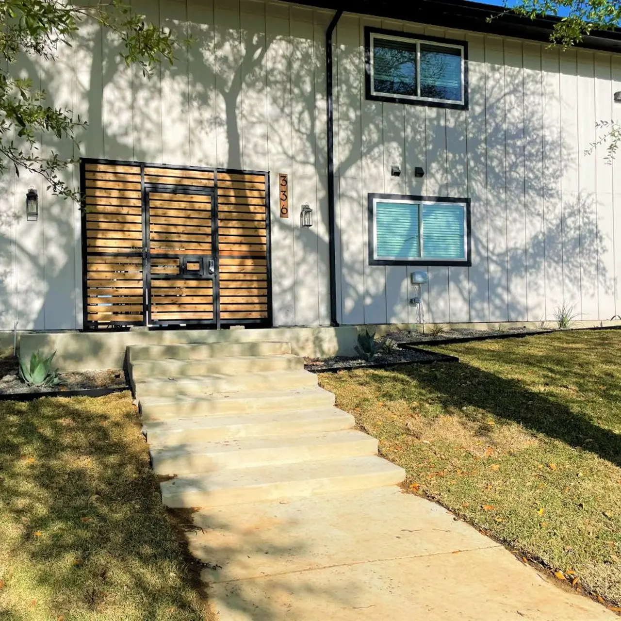 Hoskins 90 at Bishop Ridge - Path