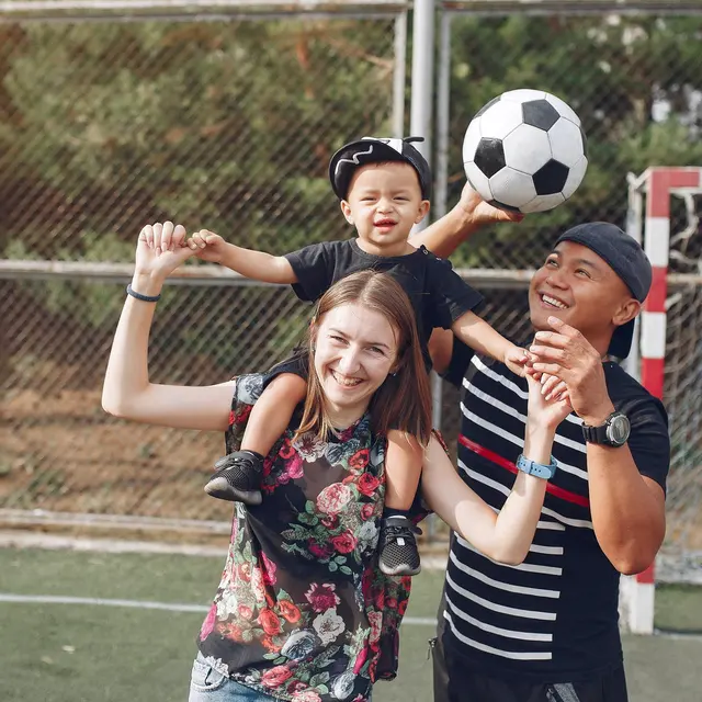 Sherril Oaks Apartments - Soccer Ball, People, Person