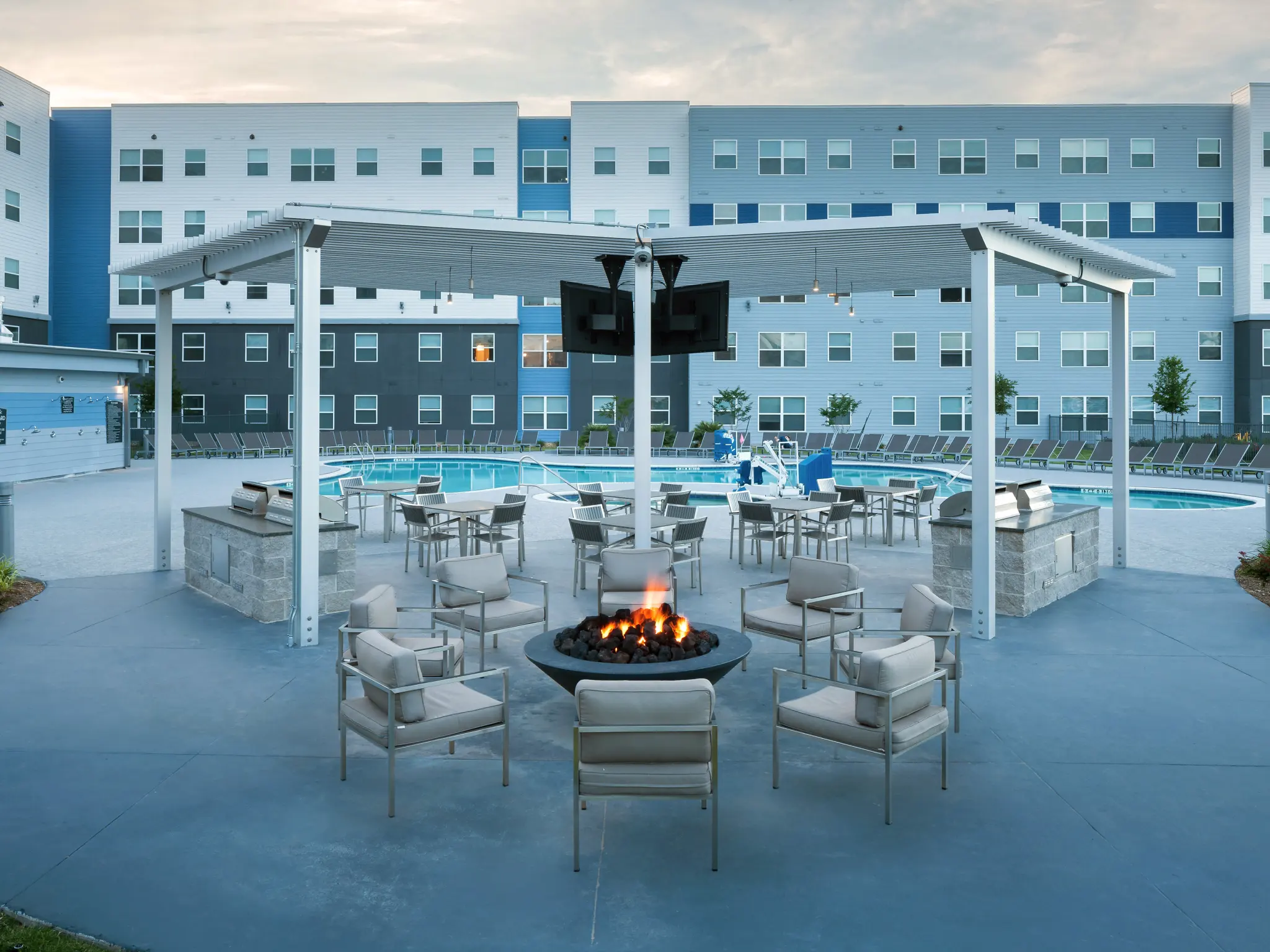 Park West Park West - Dining Table, Furniture, Table