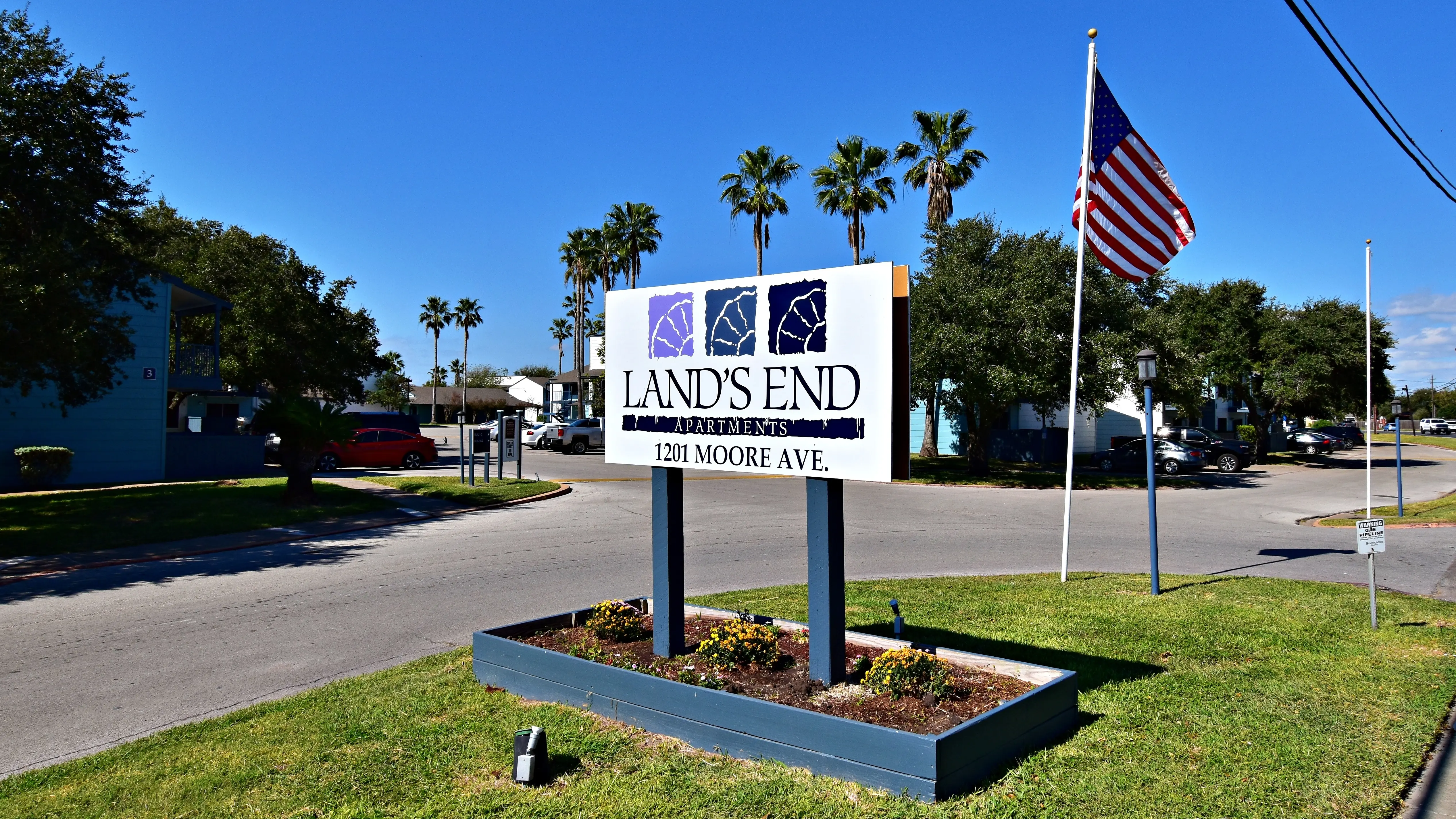 Land's End - Flag