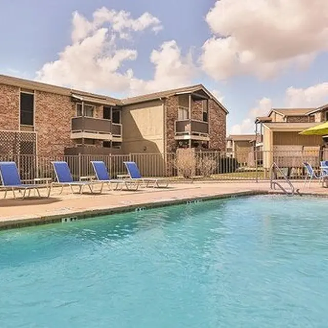 Northwood Village - Resort, Hotel, Villa