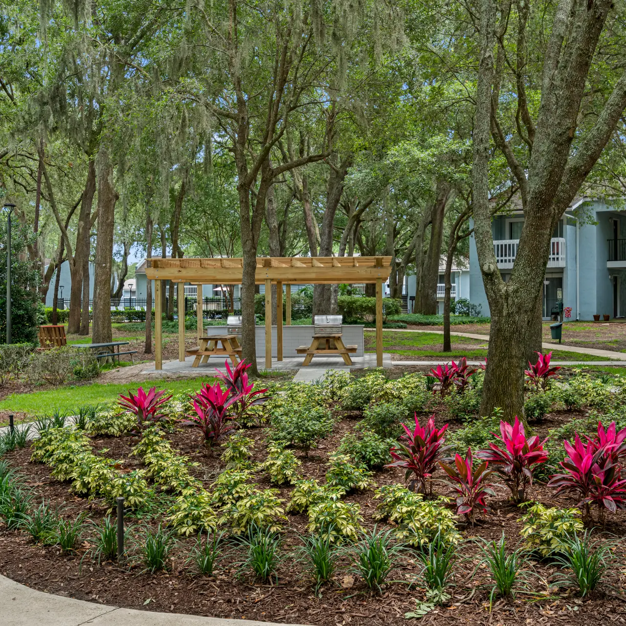 Monterey at Beach Boulevard courtyard area with barbecue's and picnic tables