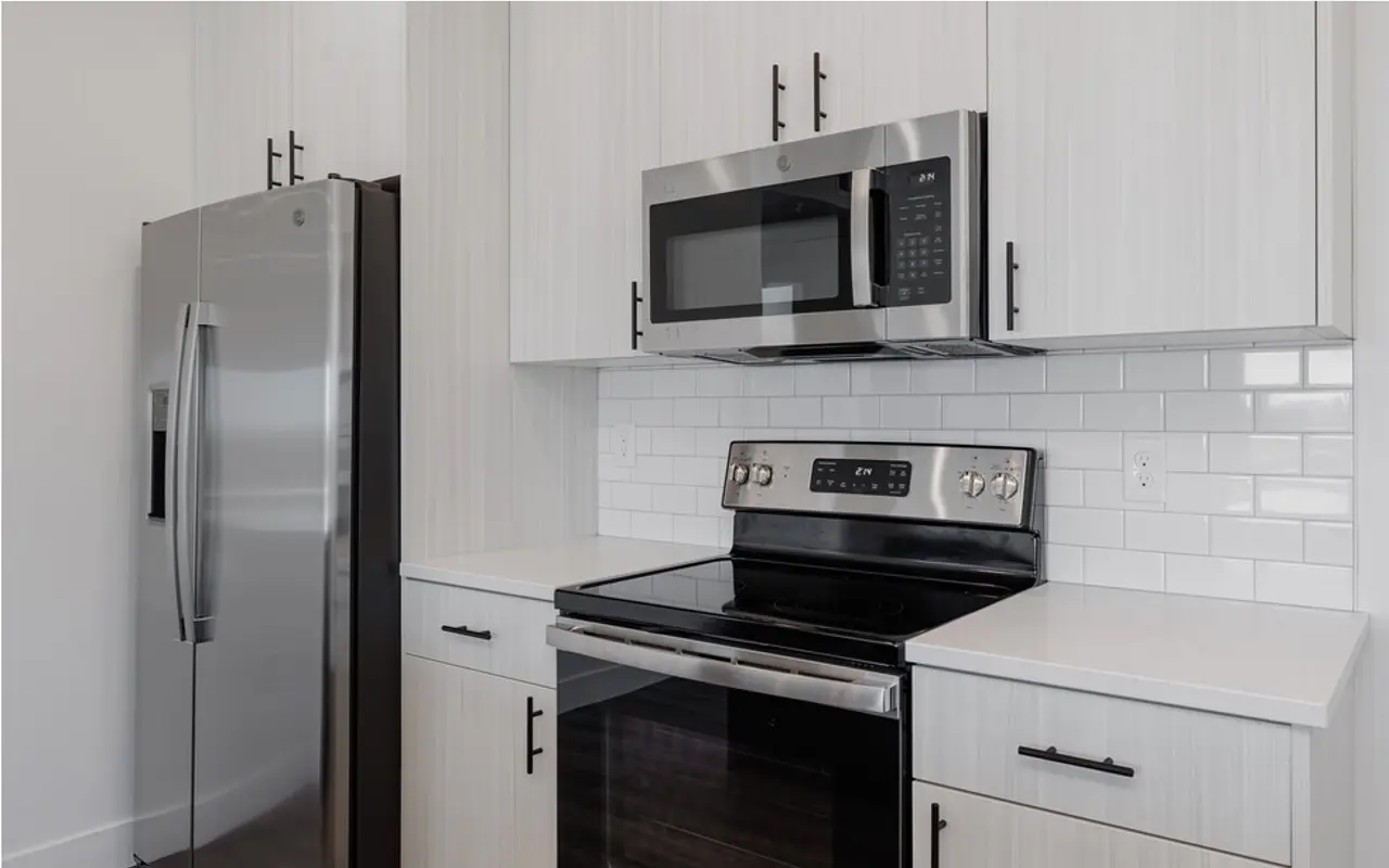 Station on 17th - Appliance, Device, Electrical Device