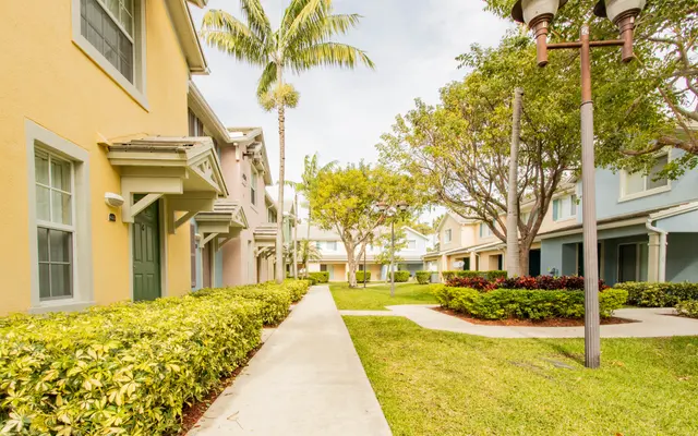 Pinnacle Village Apartments - Path