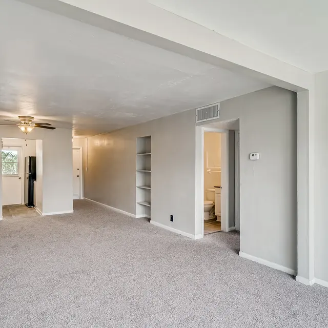 Spectra at Plantation - Room, Floor