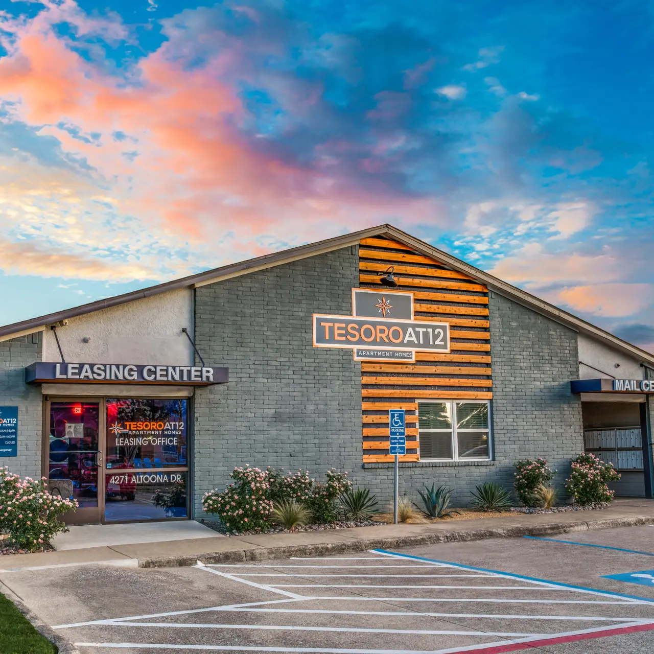 Tesoro at 12 Leasing Center