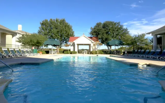 Bent Tree Townhomes - Hotel, Resort, Housing