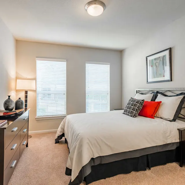 SYNC at Sienna Plantation - Home Decor