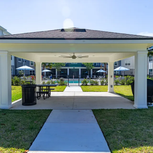 Rochester Park - Outdoors, Housing, Ceiling Fan