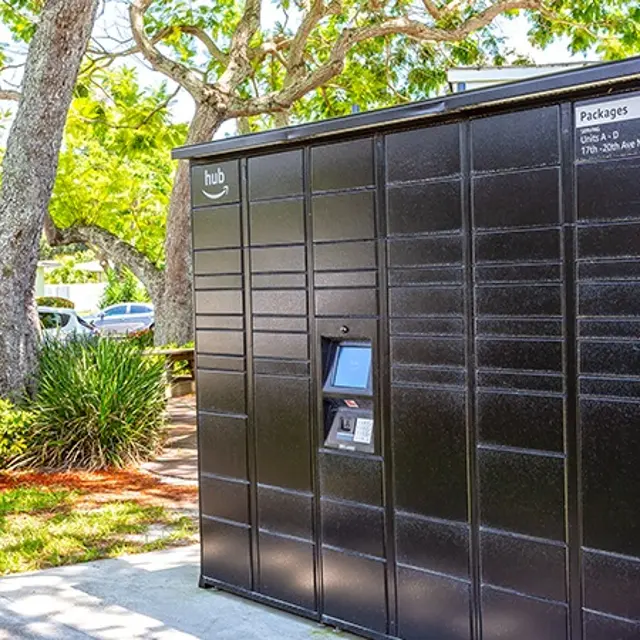 Woodlawn​ Park - Mailbox