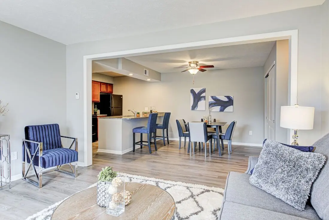 Waterside at Castleton - Dining Room, Table, Dining Table