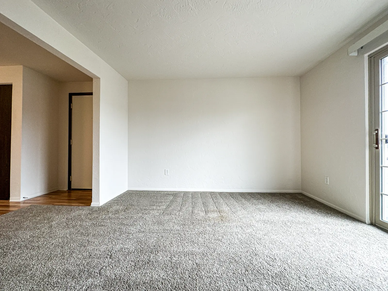 Academy Court - Corner, Floor, Flooring