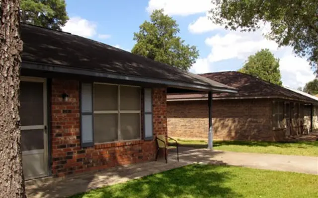 Brown Park - Building