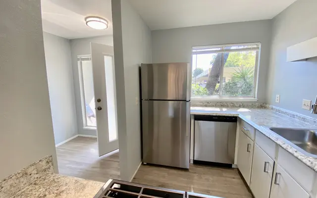 Cypress Court Apartments - Room