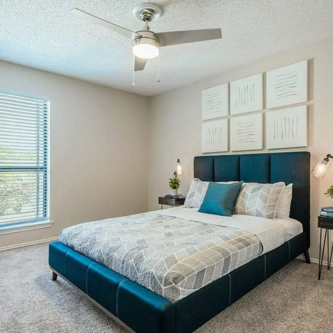 Amber Creek - Bed, Bedroom