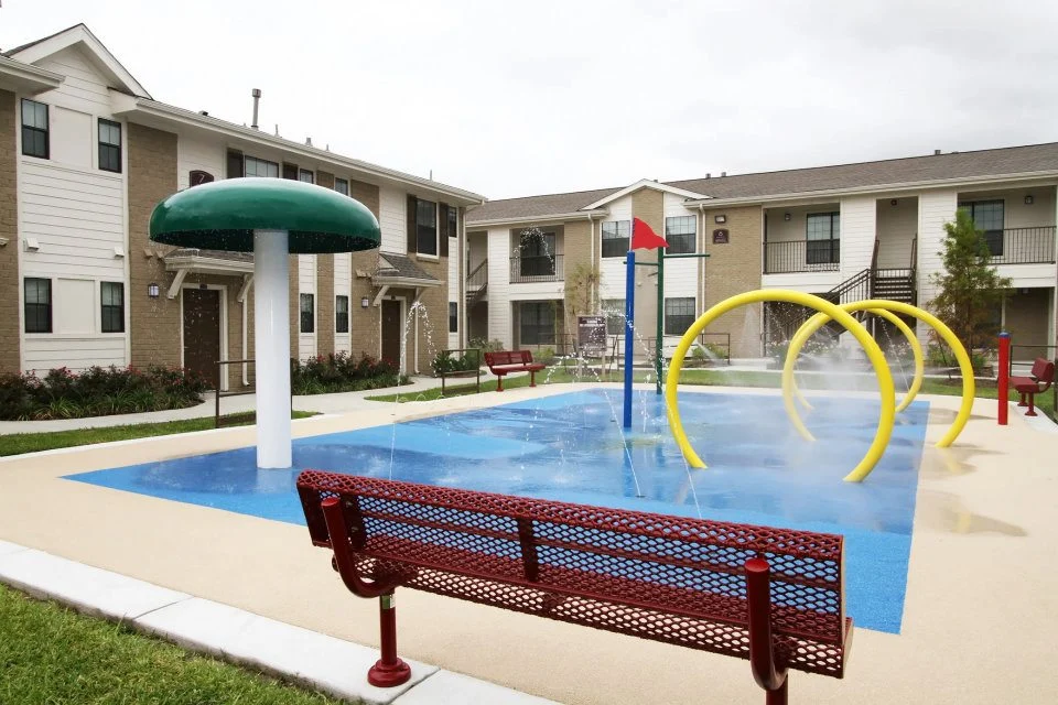 Villa del Prado Full site - Building