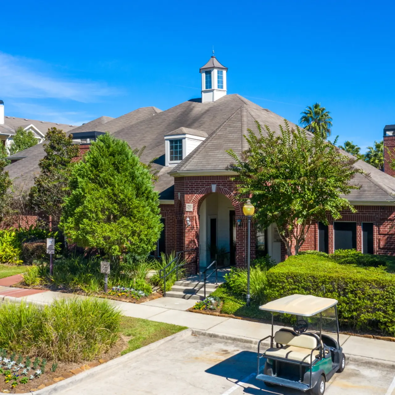 Lakes at Westview Lakes at Westview - Grass