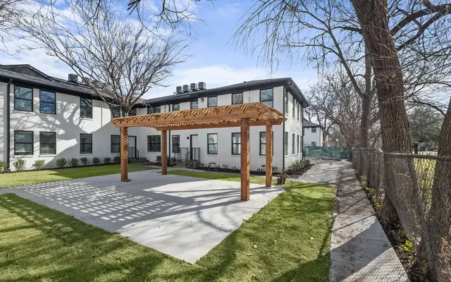 Buckner Park Lofts - Exterior, Building, Grass