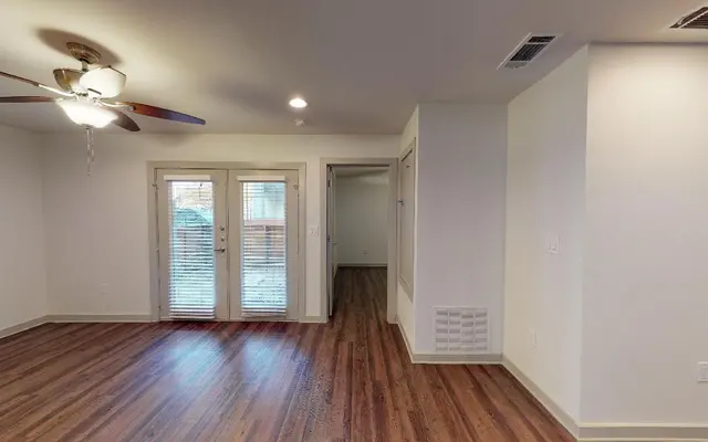 Apartments at M-Streets - Wood, Floor, Corner