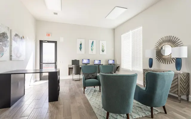 Austin Colorado Creek - Room, Chair