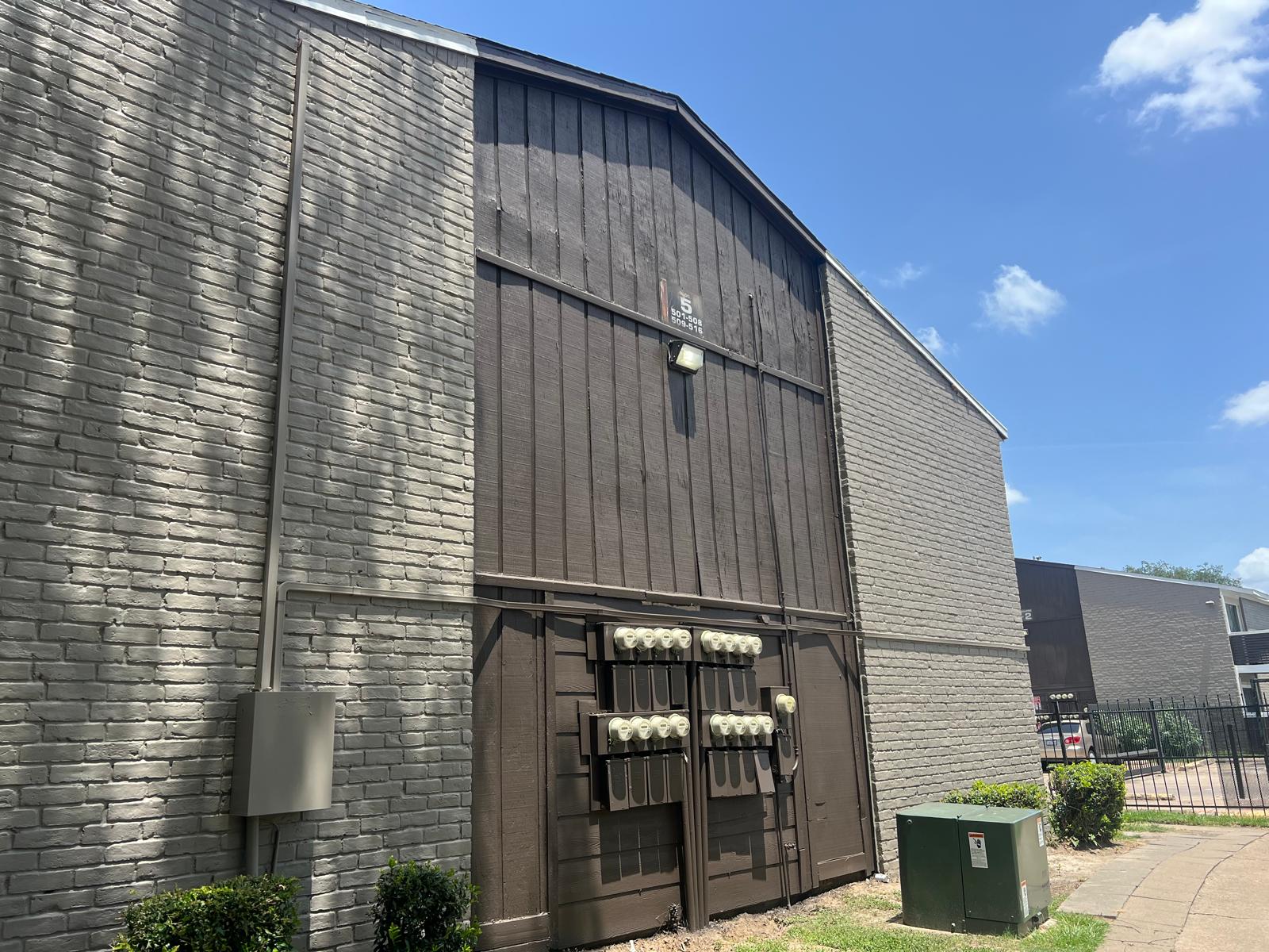 Buena Villa Apartments - Indoors, Interior Design, Wood Panels