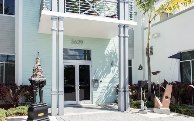 Gibson Plaza Apartments Entrance