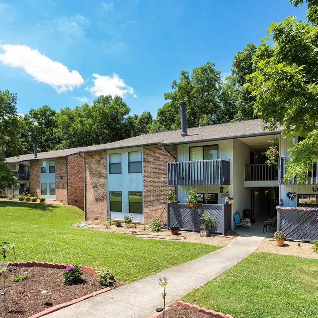 Cross Creek - Grass, Plant, Yard