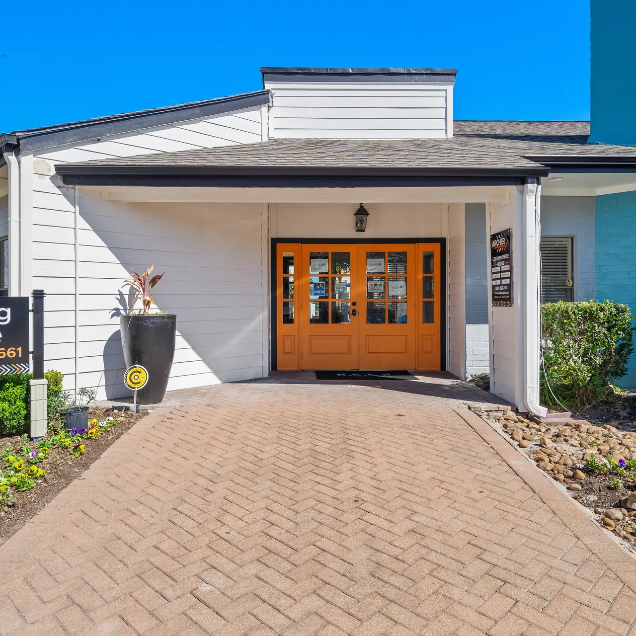 The Archer at Willowbrook The Archer at Willowbrook - Path