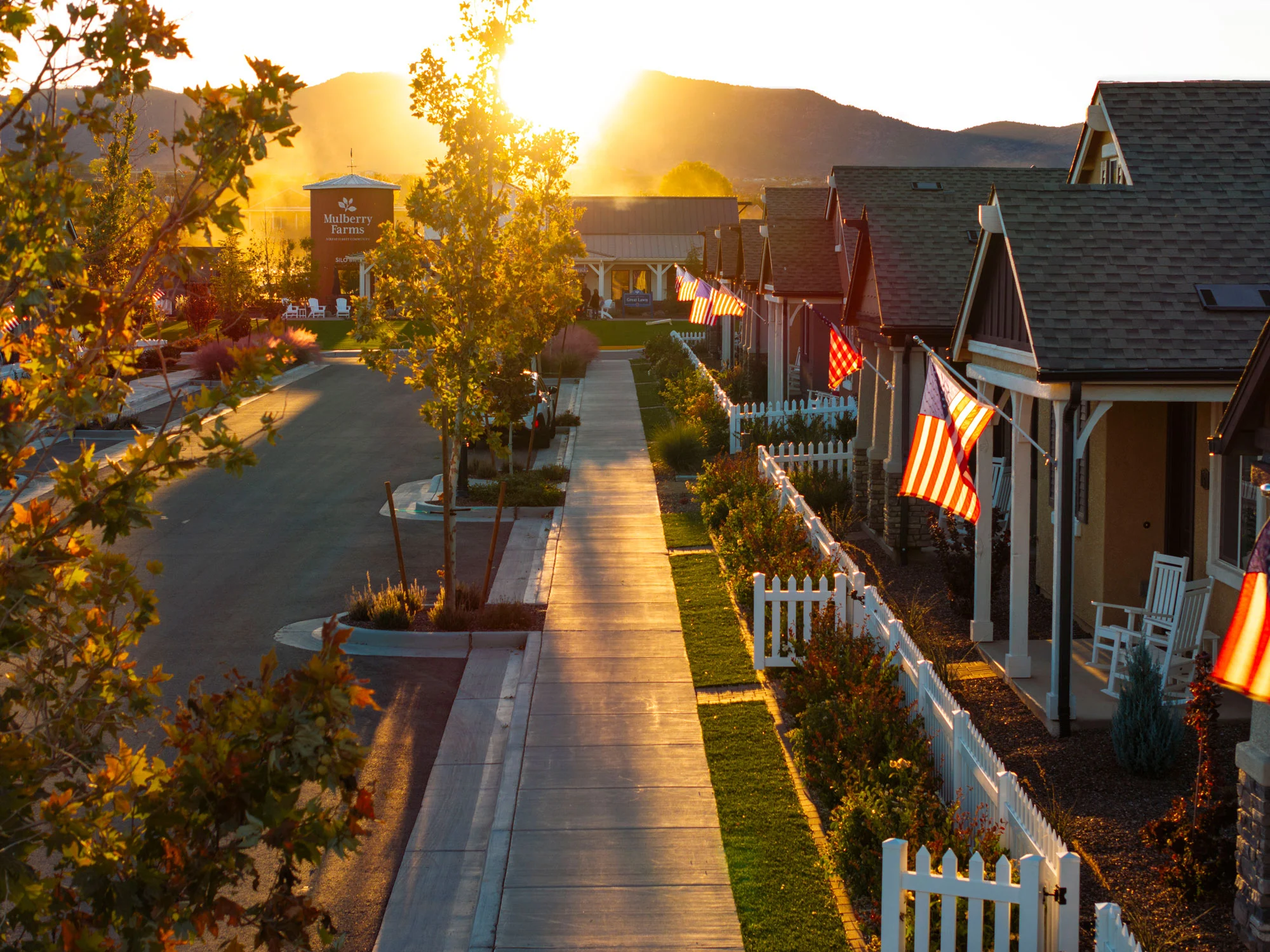 Mulberry Farms - Neighborhood, Path, Sidewalk