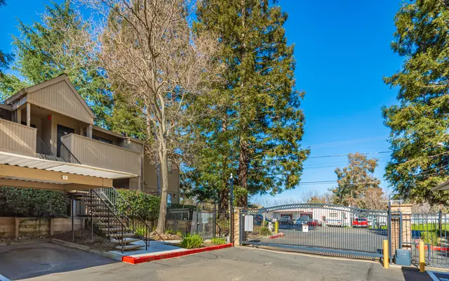 Donner at Fair Oaks - Neighborhood, City, Road