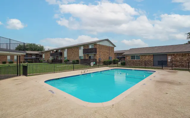 Country Club Apartments Country Club Apartments - Pool, Hotel