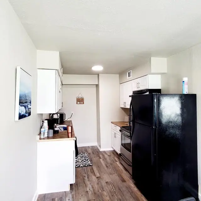 Willow Creek - Corner, Floor, Indoors, kitchen, appliances