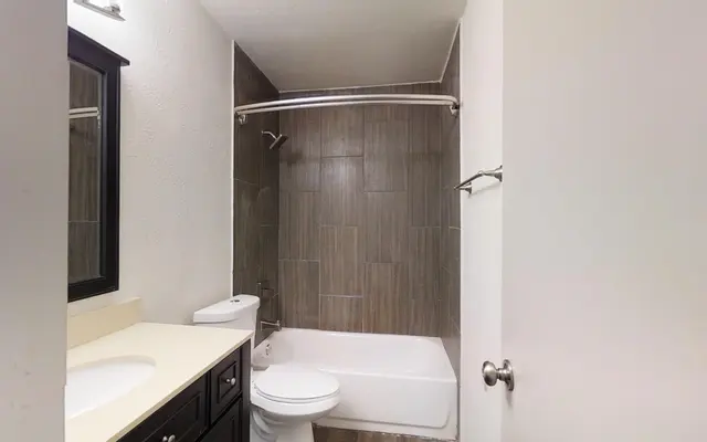 Austin's Place Apartments - Room, Sink