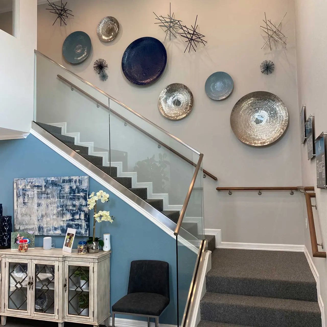 11Eleven - Foyer, Indoors