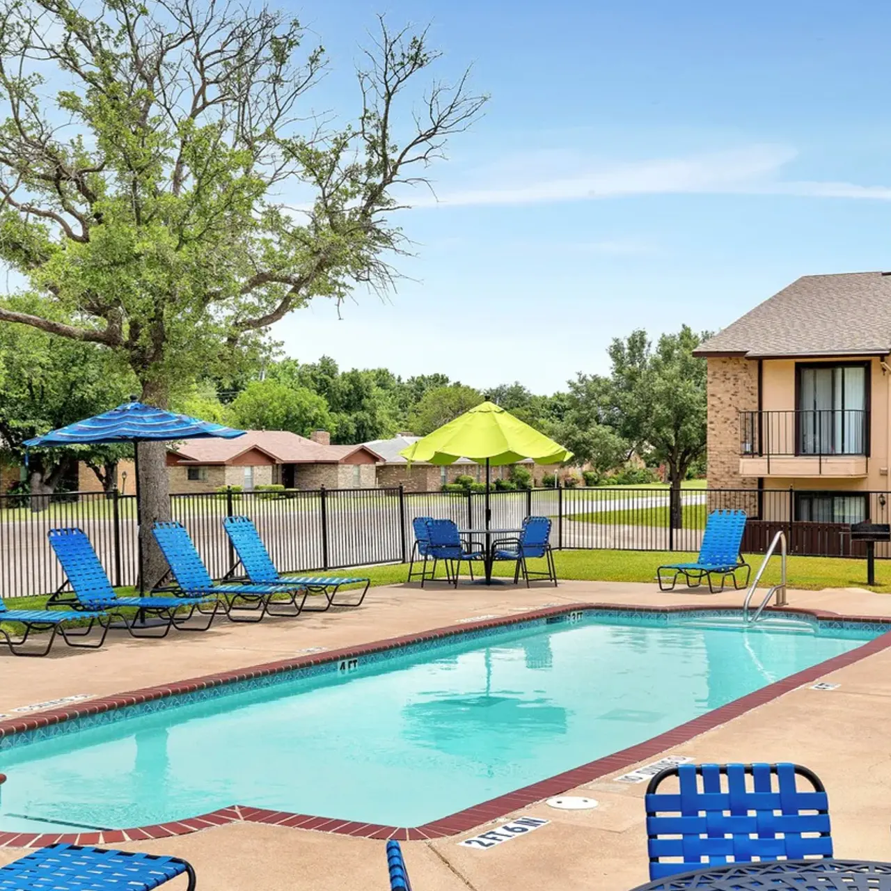 The Corners​ - Hotel