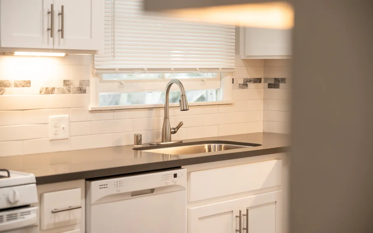 Fountain Gardens - Sink, Sink Faucet, Indoors