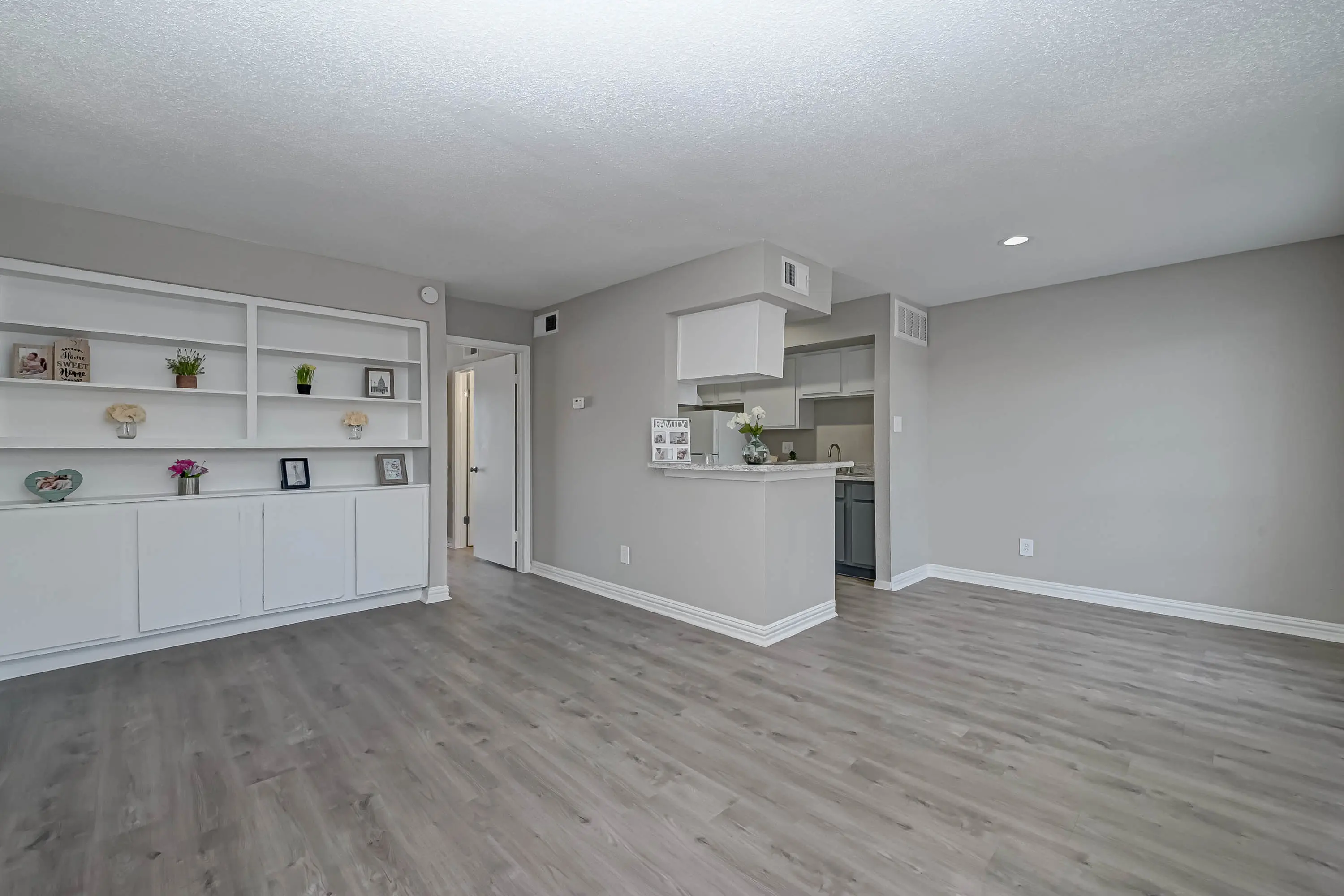 8950 Glencrest - Floor, Indoors, Interior Design