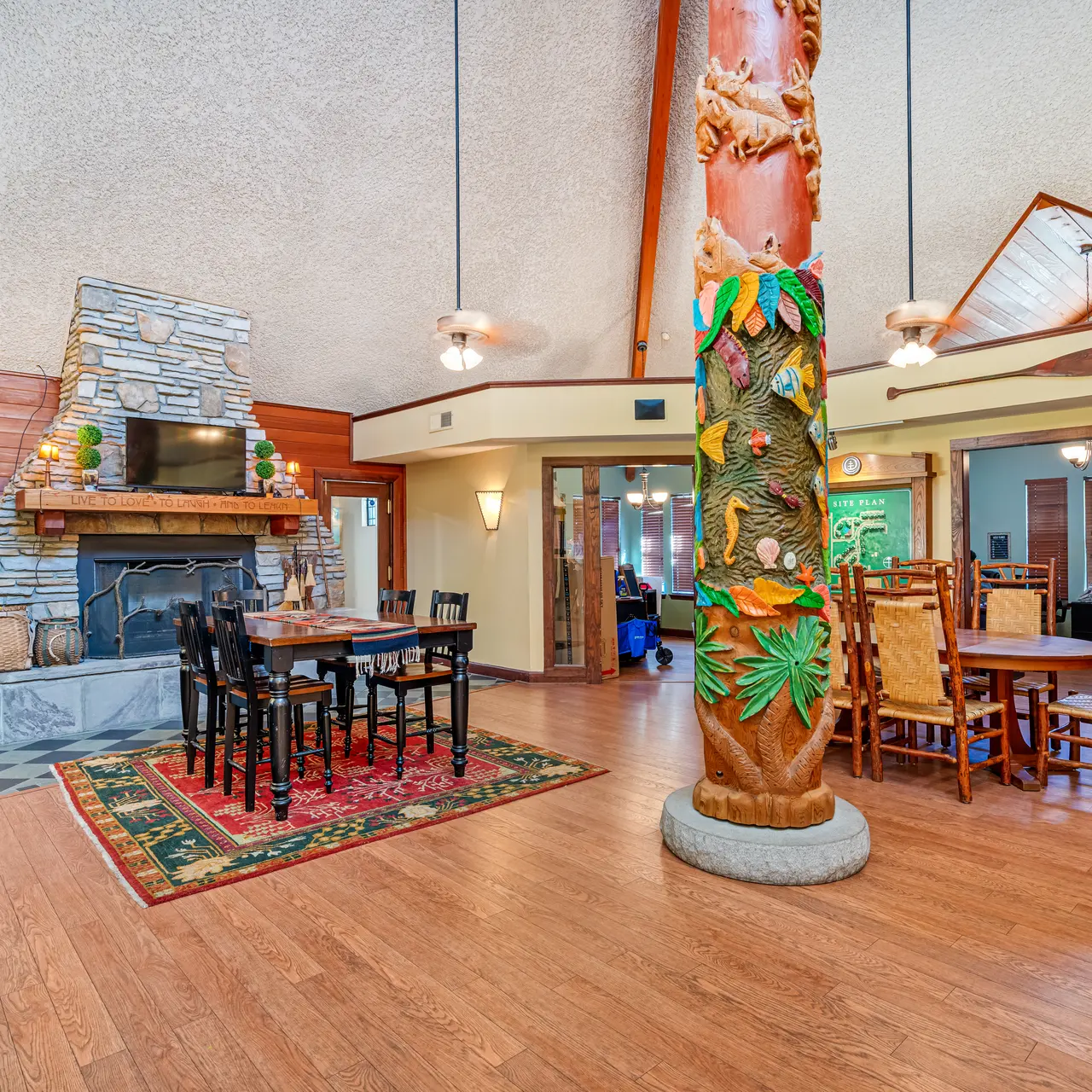 clubhouse dining spaces